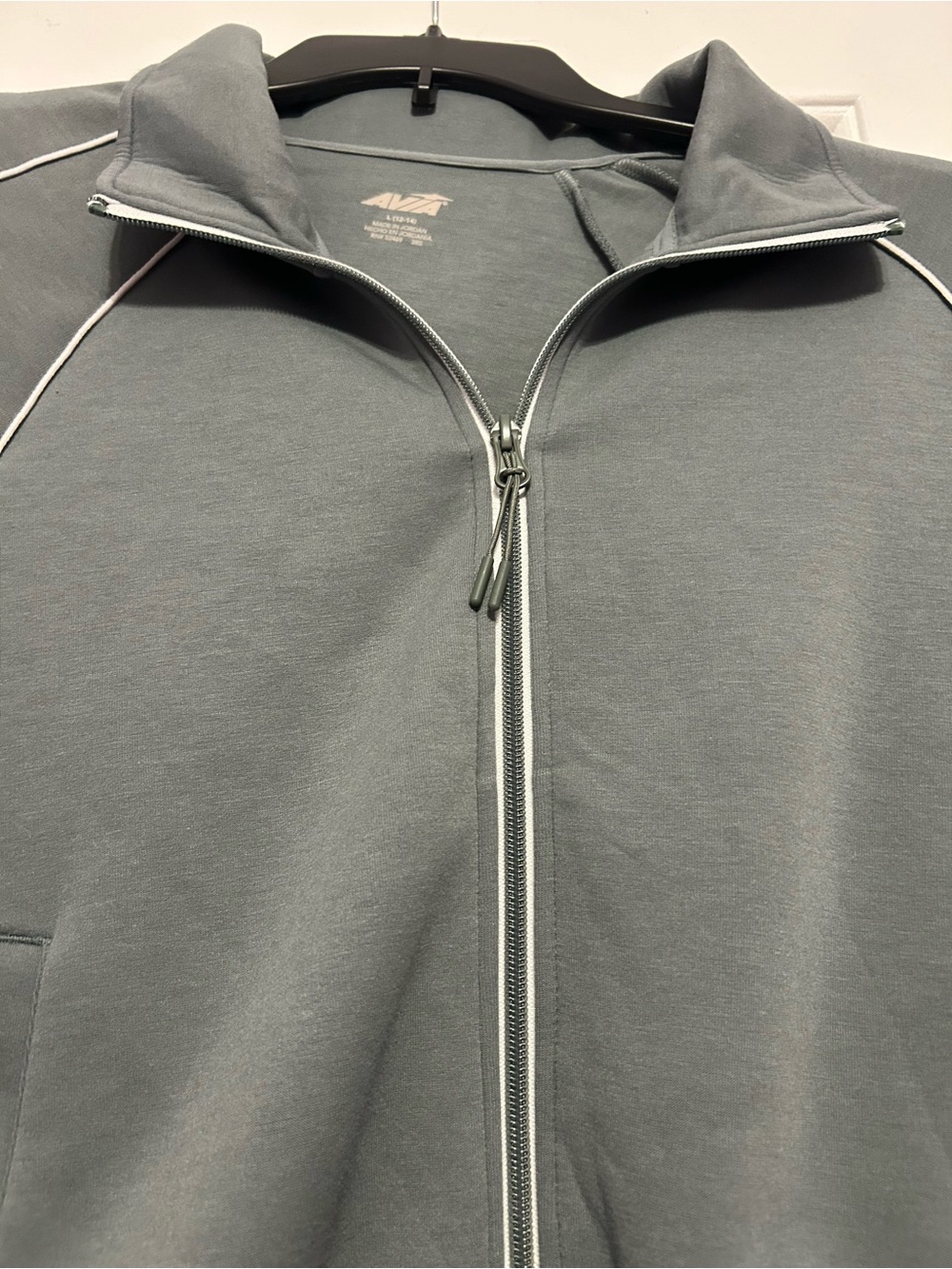 Avia Zip-Up Track Jacket with White Piping Large - Picture 2 of 3